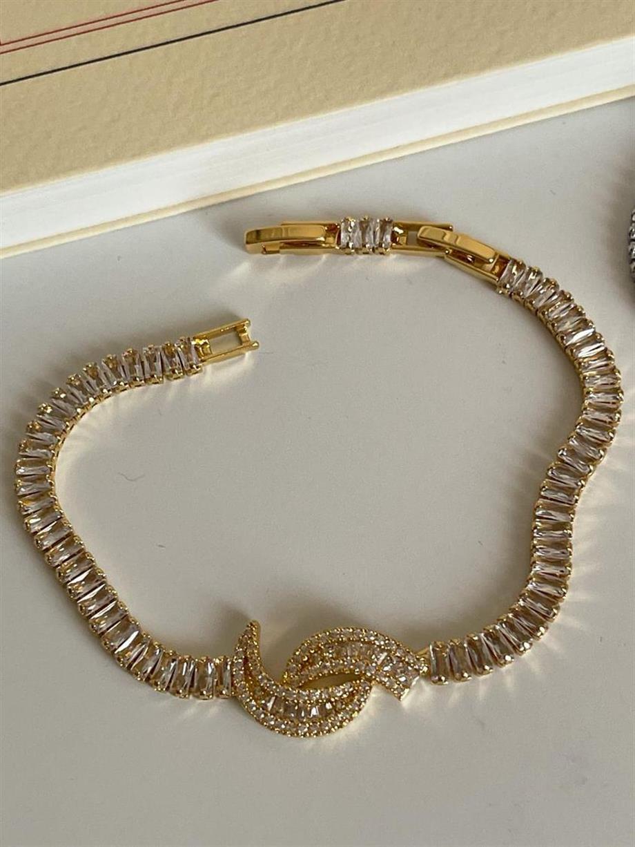 Çelik Gold Renk Baget Taşlı  Bileklik (21 Cm)