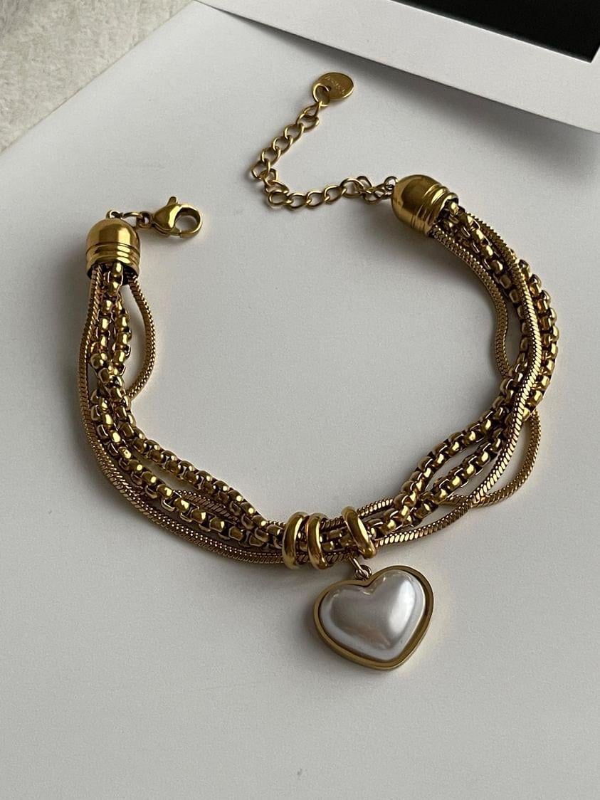Çelik Gold Sedefli Beyaz Kalpli Dörtlü Birleşik Kombin Bileklik (21 Cm)