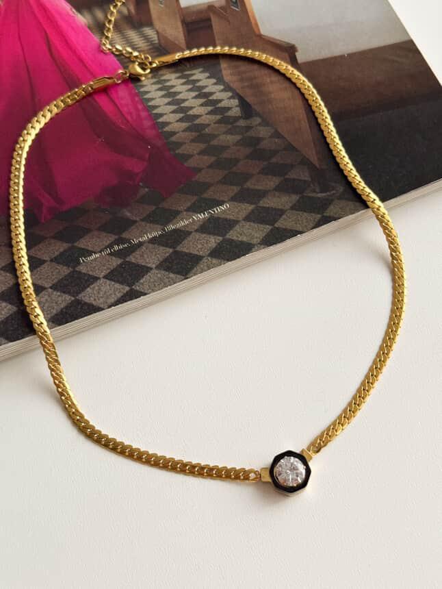 Çelik Gold Siyah Serenay Kolye (47 Cm)
