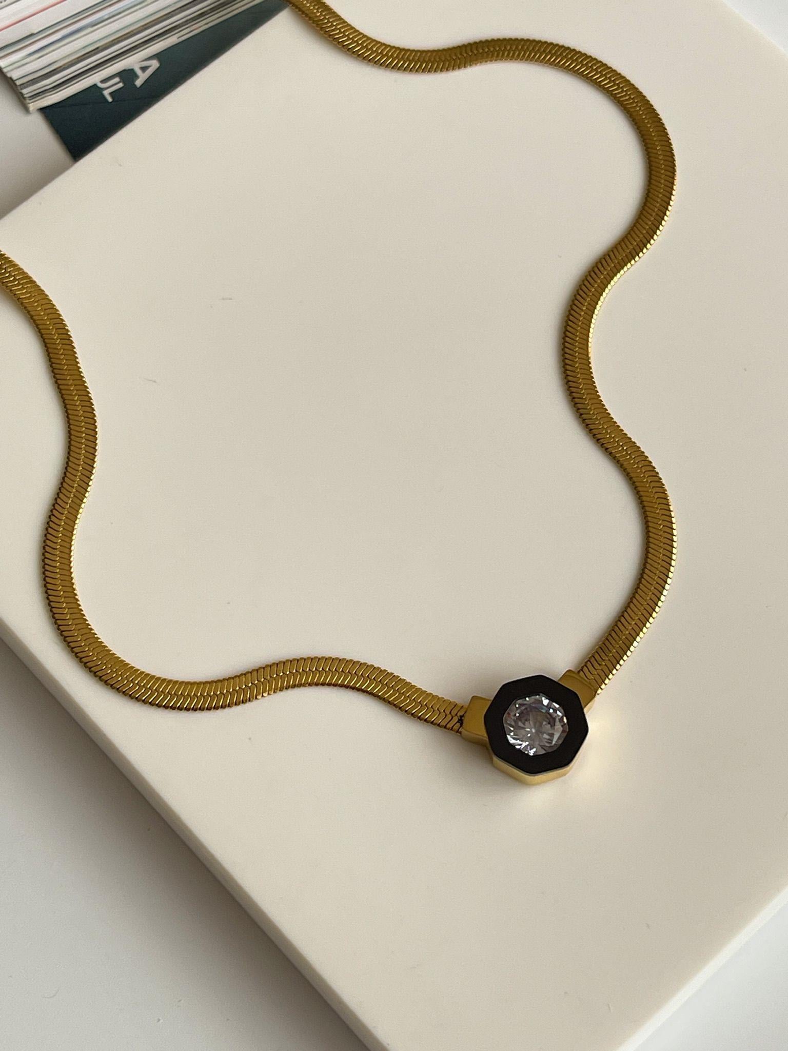 Çelik Gold Siyah Taşlı İtalyan Zincir Kolye (47 Cm)