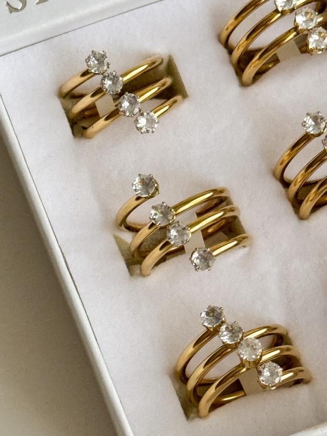 Çelik Gold Zirkon Taşlı Numaralı Yüzük /(18 Numara)