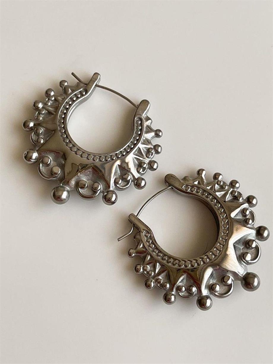 Çelik Gümüş Renk Midye Küpe (3 Cm)