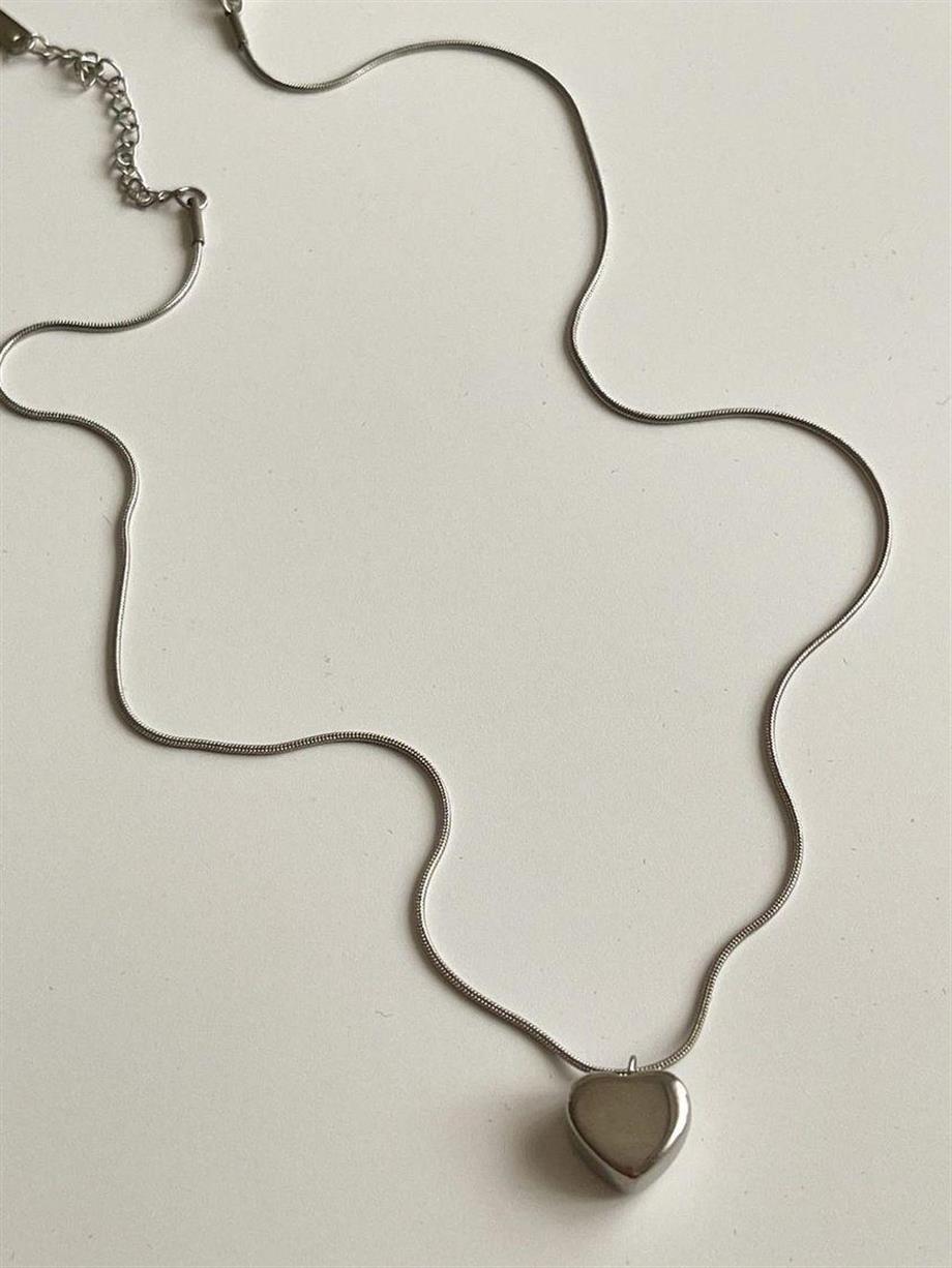 Çelik Gümüş Renk Minimal Kalp Kolye (45 Cm)