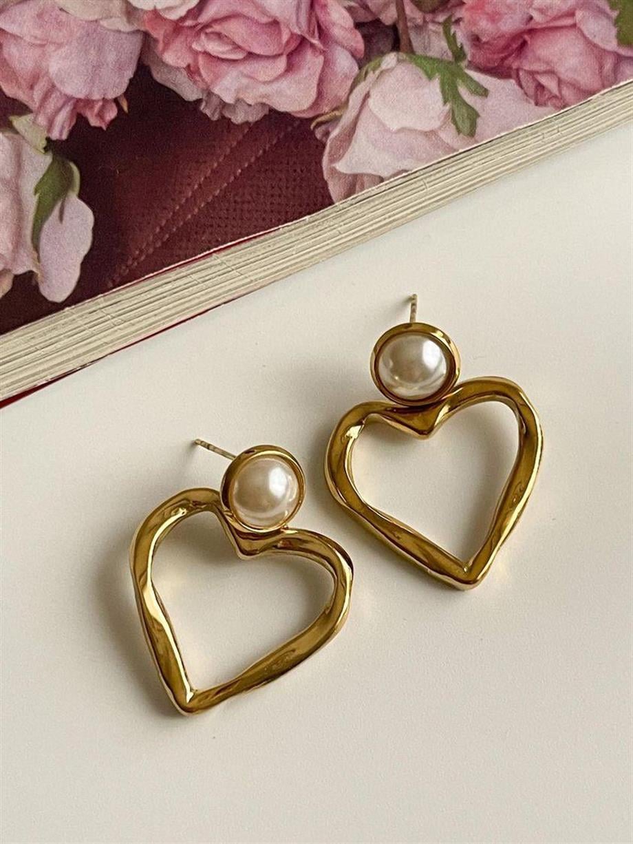 Çelik İncili Kalp Küpe (3 Cm)