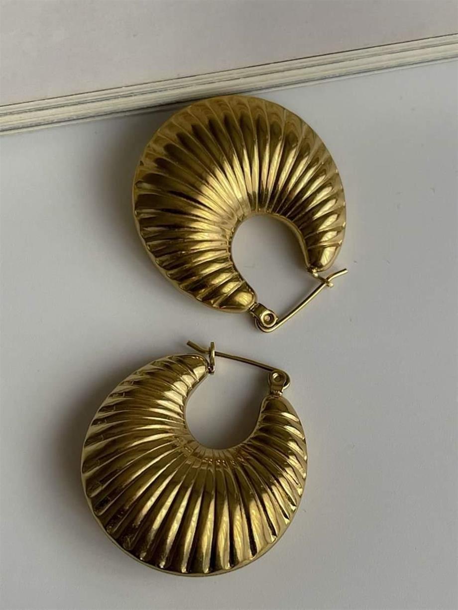 Çelik Midye İçi Boş Hafif Küpe (3 Cm)