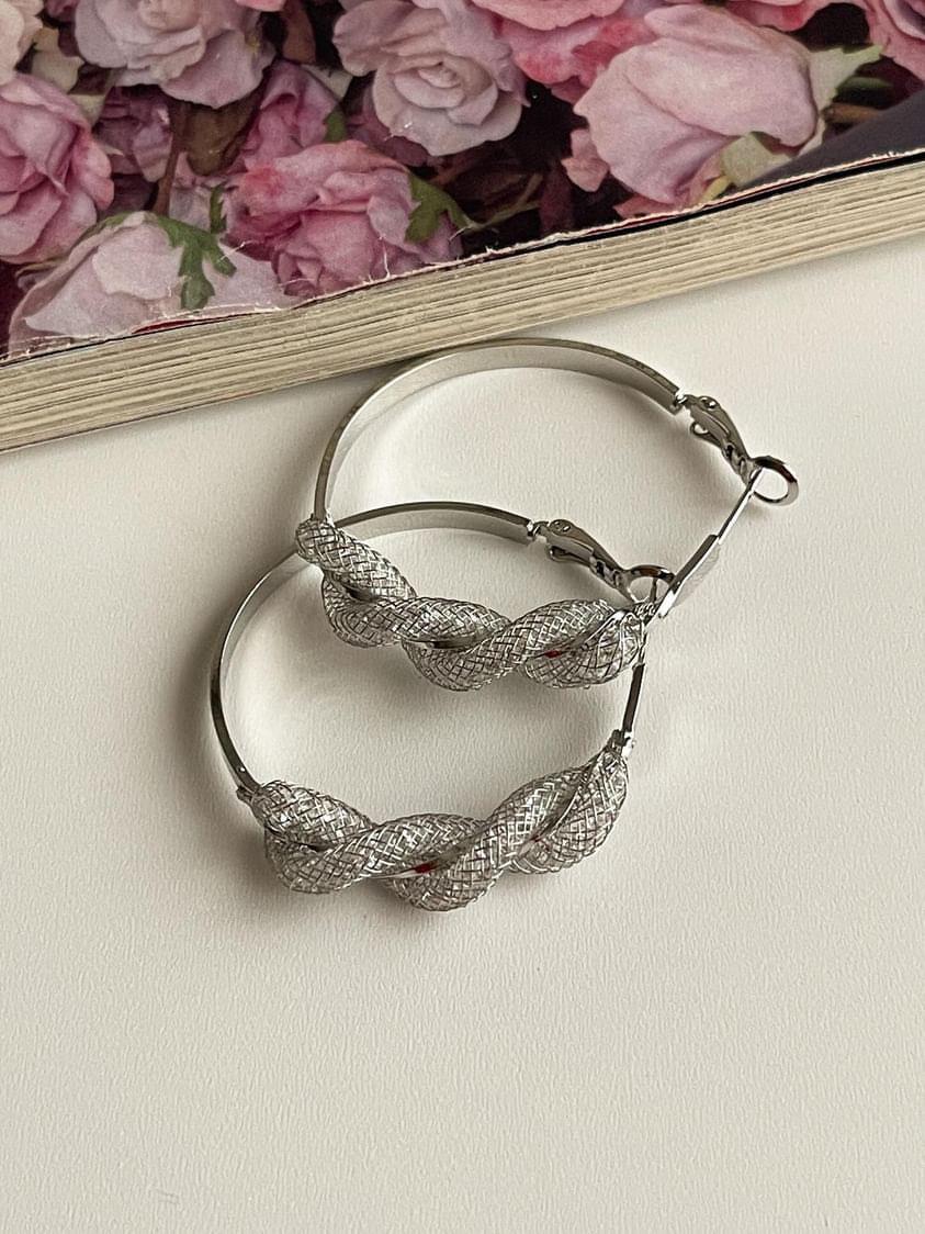 Çivisi 925 Gümüş Renk Halka Küpe (4 Cm)