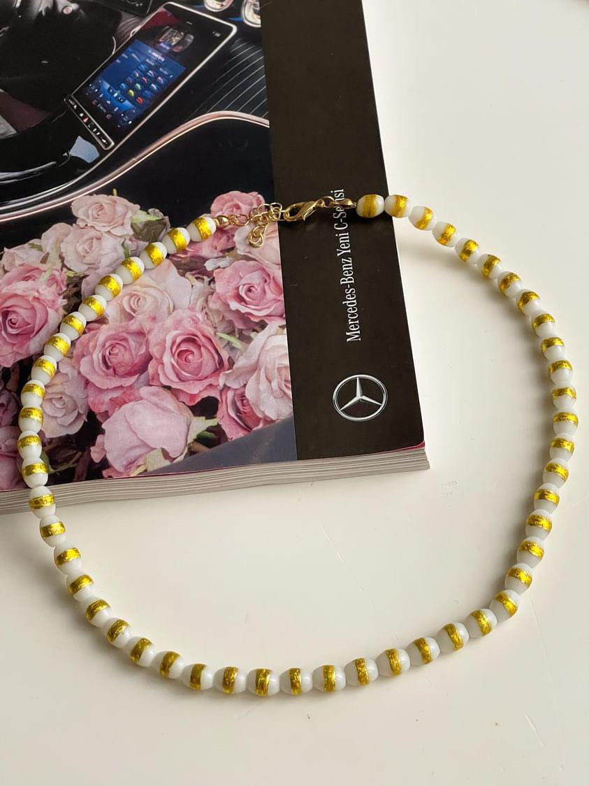 Gold Beyaz Boncuklu Summer Kolye (46 Cm)
