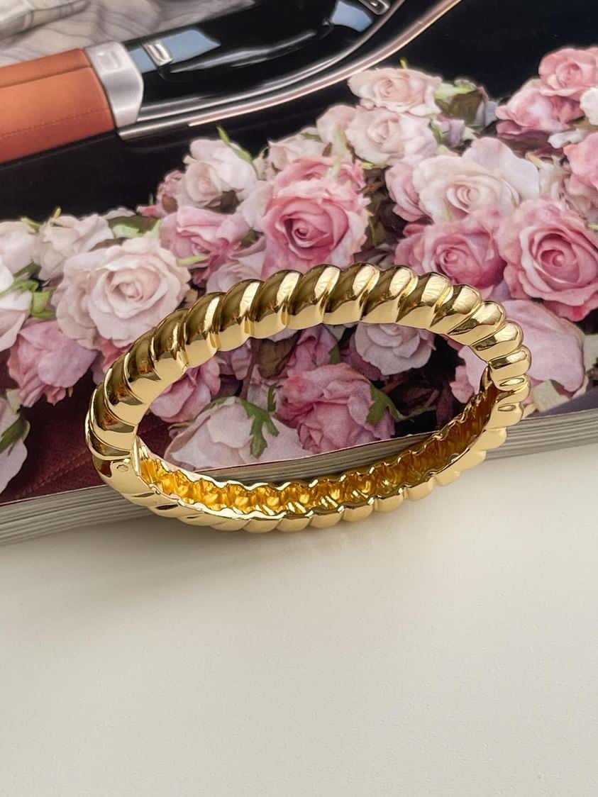 Gold Burgu Vintage Yaylı Kelepçe Bileklik 