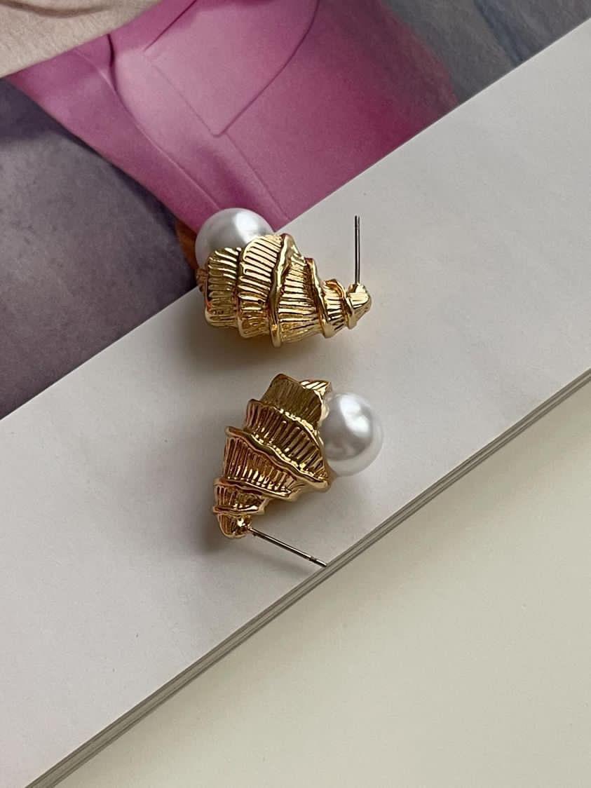 Gold İncili Vip Küpe (2.5 Cm)