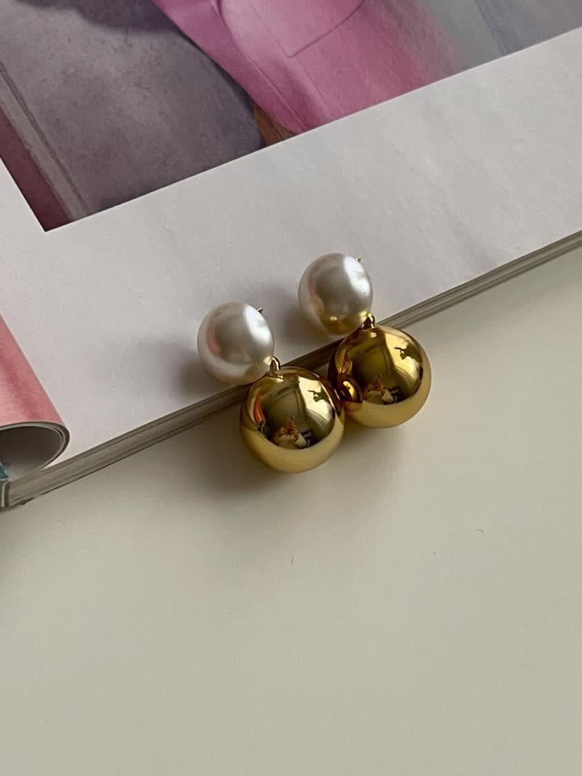 Gold Topçuklu İncili Küpe (3.20 Cm)
