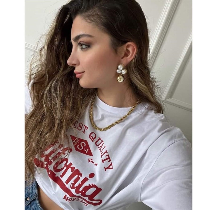 Gold Topçuklu İncili Küpe (3 Cm)