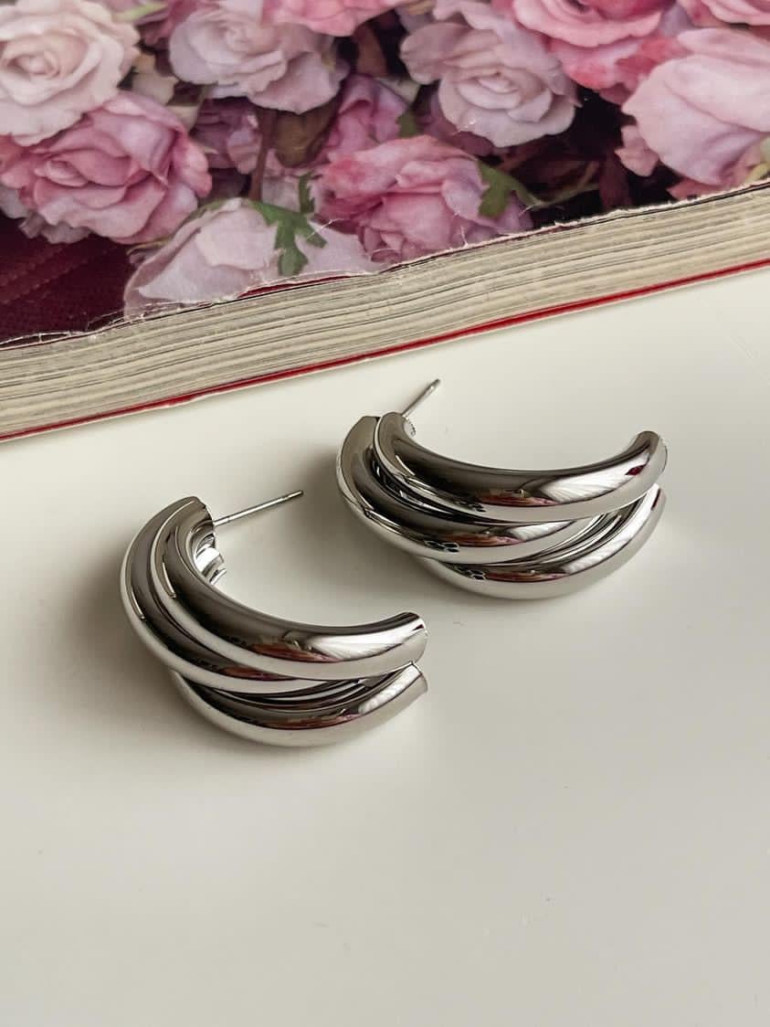 Gümüş Renk Yarım Ay Vintage Üçlü Küpe (3 Cm)