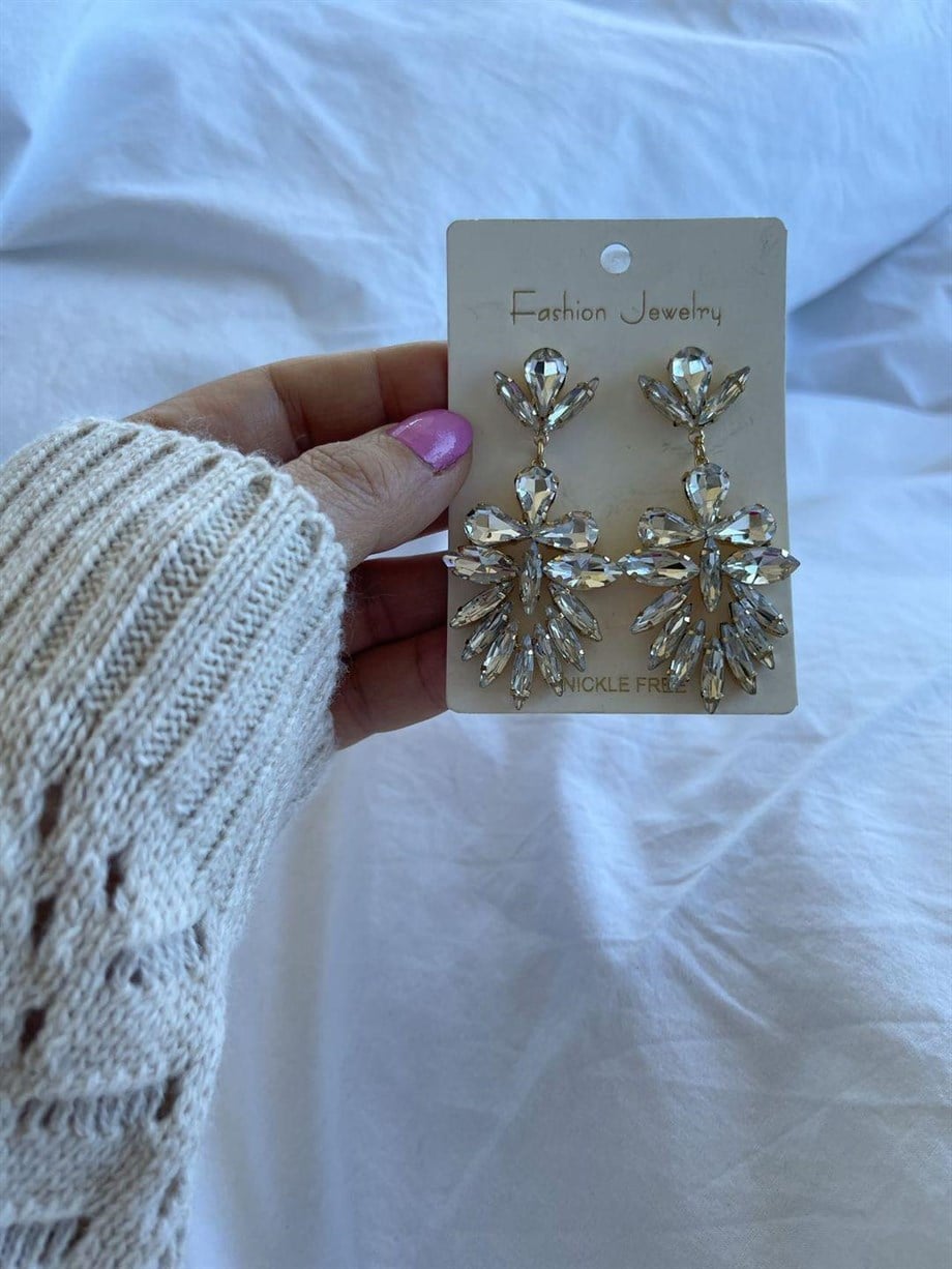 İthal Beyaz Taşlı Küpe (7 Cm)