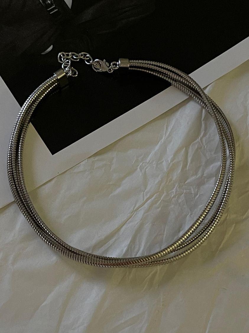 İthal Gümüş Renk Üçlü Cocker Kolye (43 Cm)