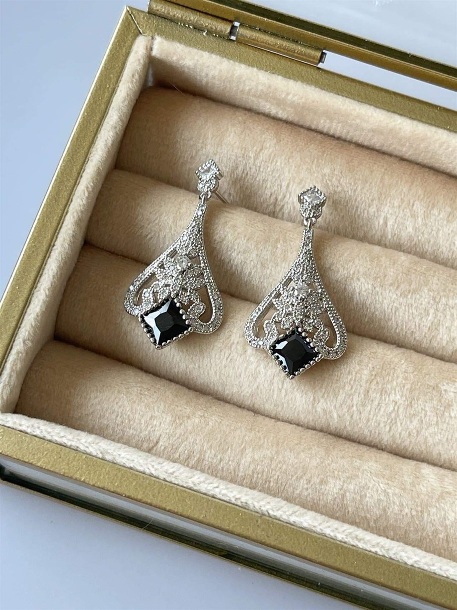 İthal Lacivert Taşlı Küpe (3.5 Cm)