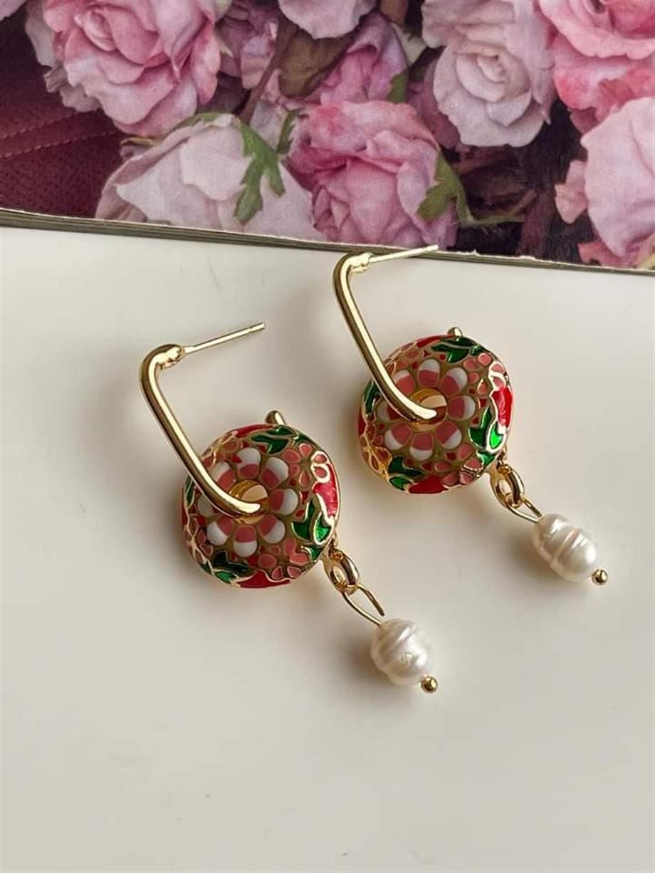 Kırmızı Mineli İncili Küpe (4.5 Cm)