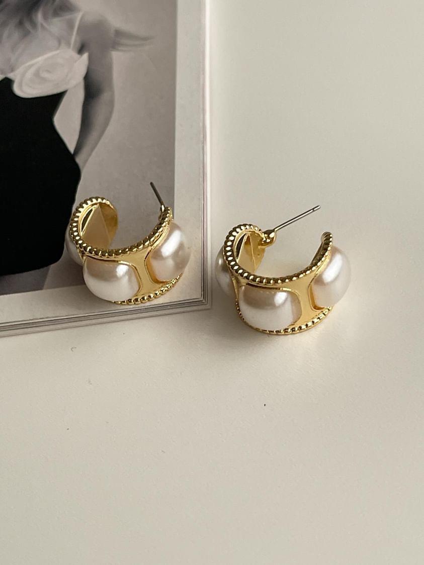 Özel Kaplama Gold İncili Vip Küpe (2 Cm)