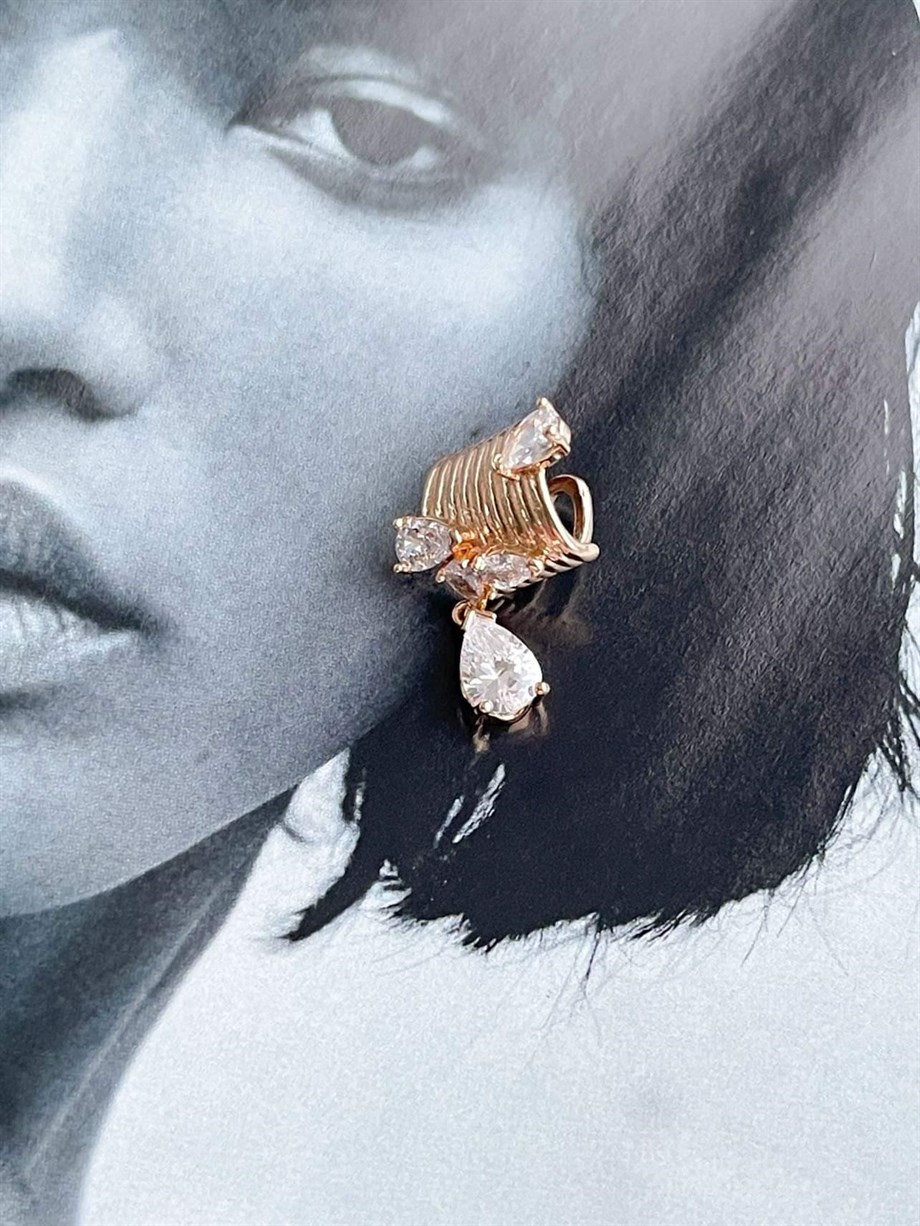 Özel Kaplama Gold Renk Baget Taşlı Ear Cuff Tekli Küpe (2 Cm)