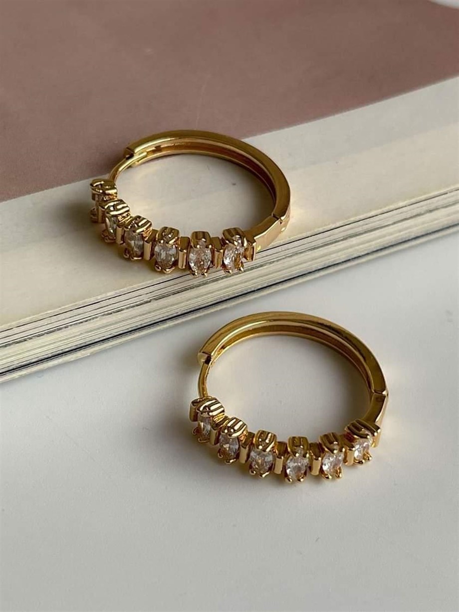 Özel Kaplama Gold Renk Baget Taşlı Halka Küpe (2.30 Cm)