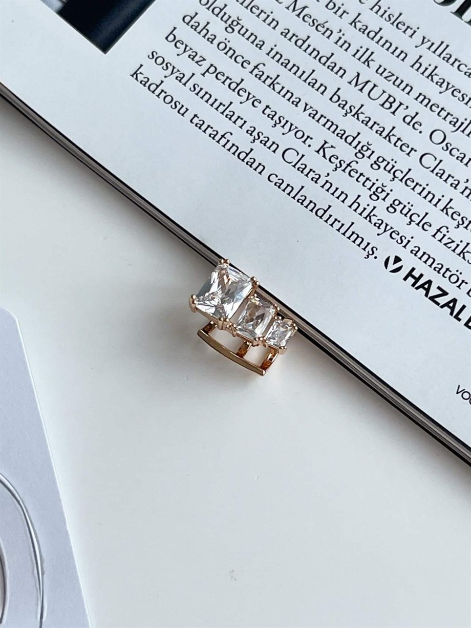 Özel Kaplama Gold Renk Baget Taşlı Tekli Ear Cuff Küpe (1.50 Cm)