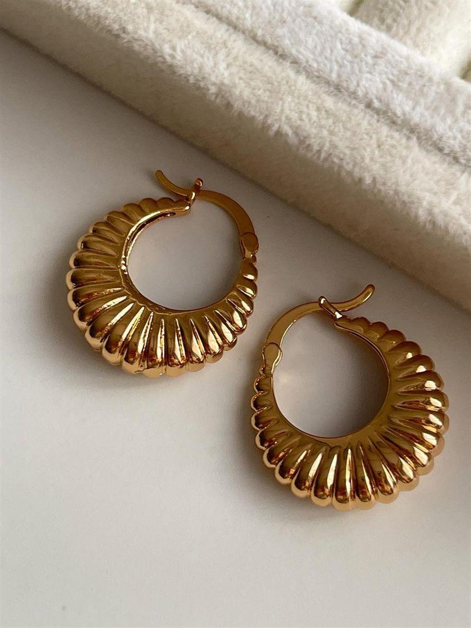 Özel Kaplama Gold Renk Midye Küpe (3 Cm)