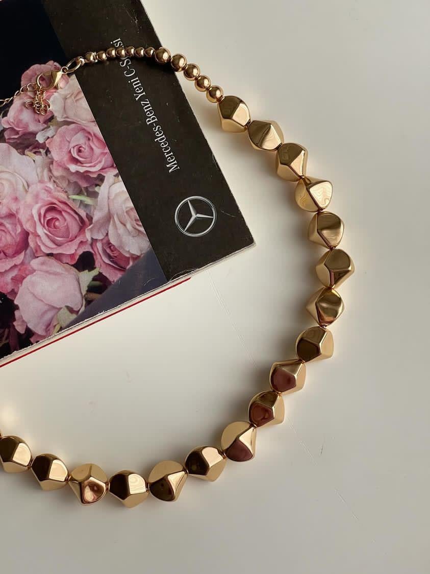 Özel Kaplama Gold Şekilli Boncuk Kolye (47 Cm)