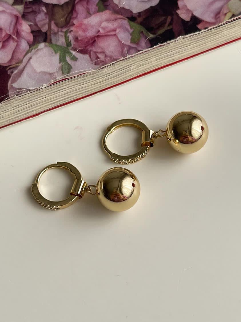 Özel Kaplama Gold Topçuklu Küpe (3 Cm)
