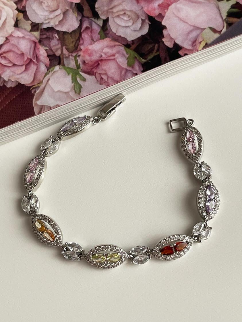 Özel Kaplama Gümüş Renk Mekik Liza Bileklik (18 Cm)