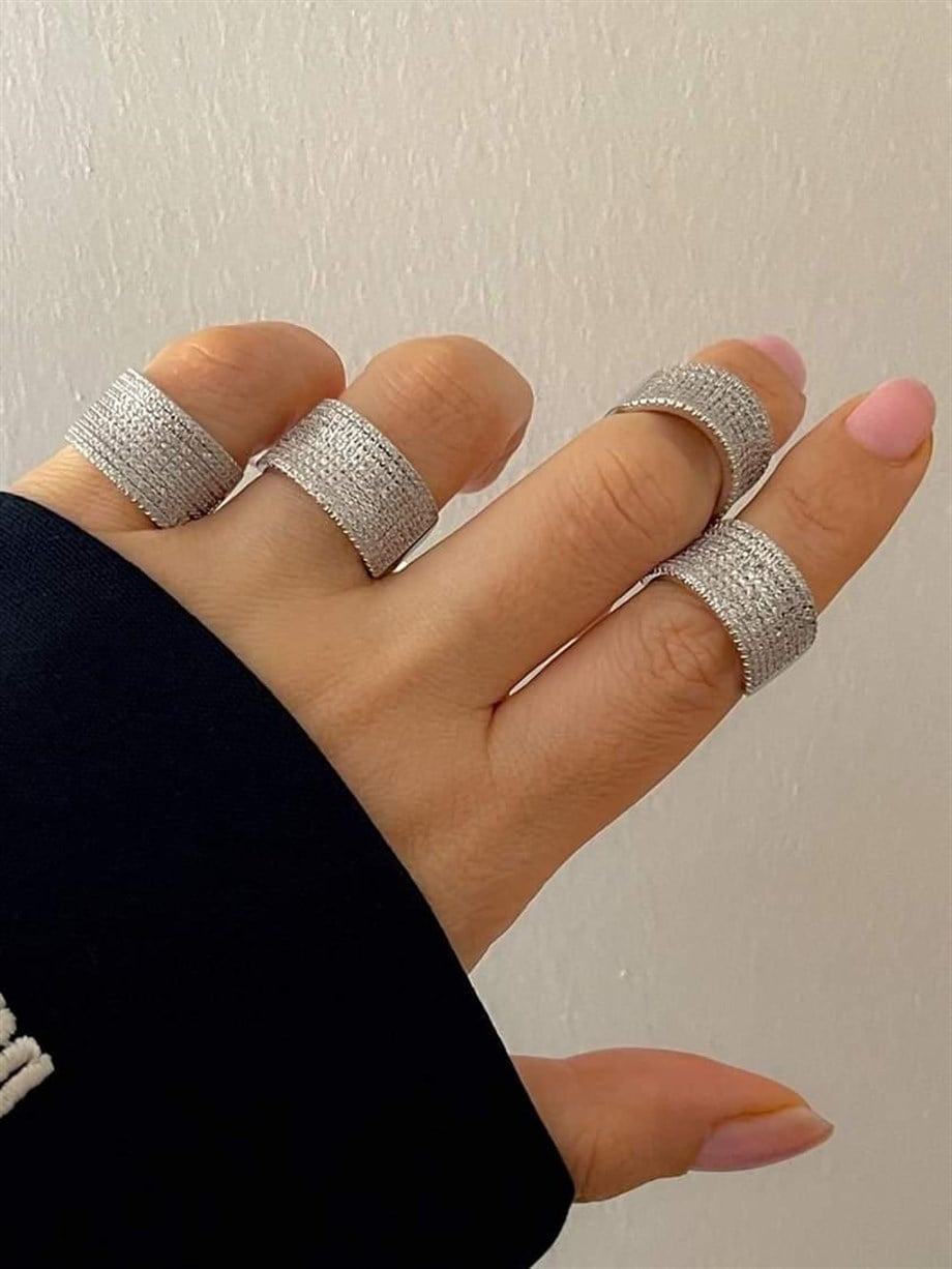 Özel Kaplama Gümüş Renk Zirkon Taşlı Numaralı Yüzük (18 Numara)
