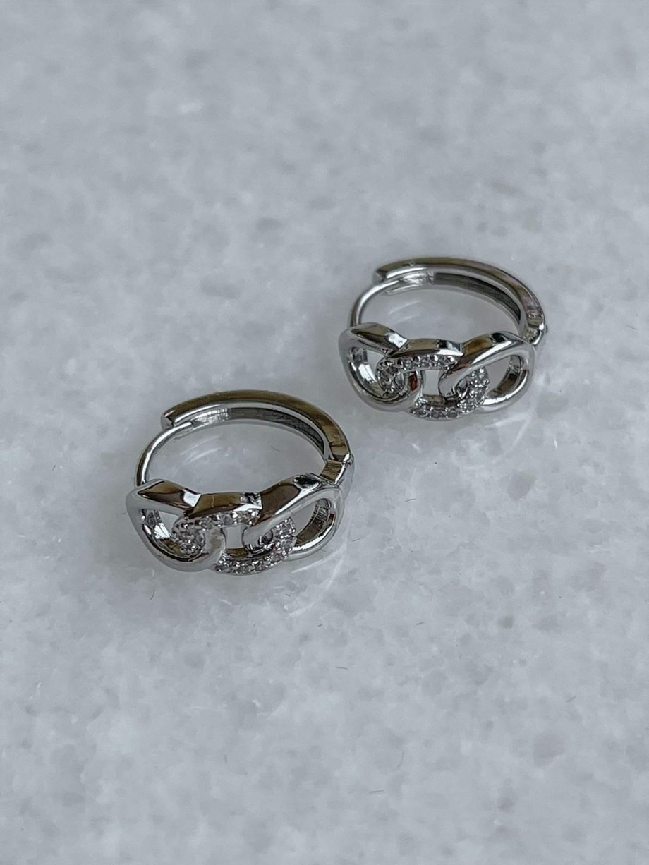Özel Kaplama Gümüş Renk Zirkon Taşlı Zincir Model Halka Küpe (1.5 Cm)