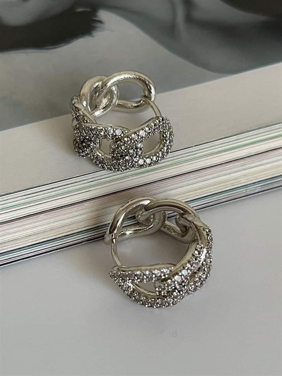 Özel Seri Vip Gümüş Renk Zincir Desen Zirkon Taşlı Küpe (2 Cm)