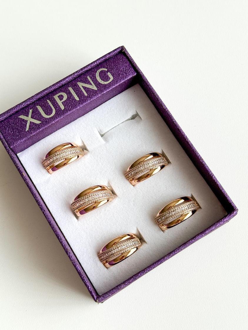 Xuping Gold Baget Taşlı Numaralı Yüzük (17 Numara)