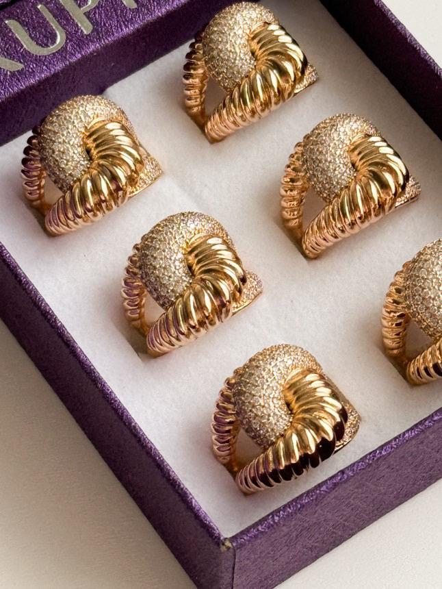 Xuping Gold Midye Detaylı Numaralı Yüzük (17 Numara)