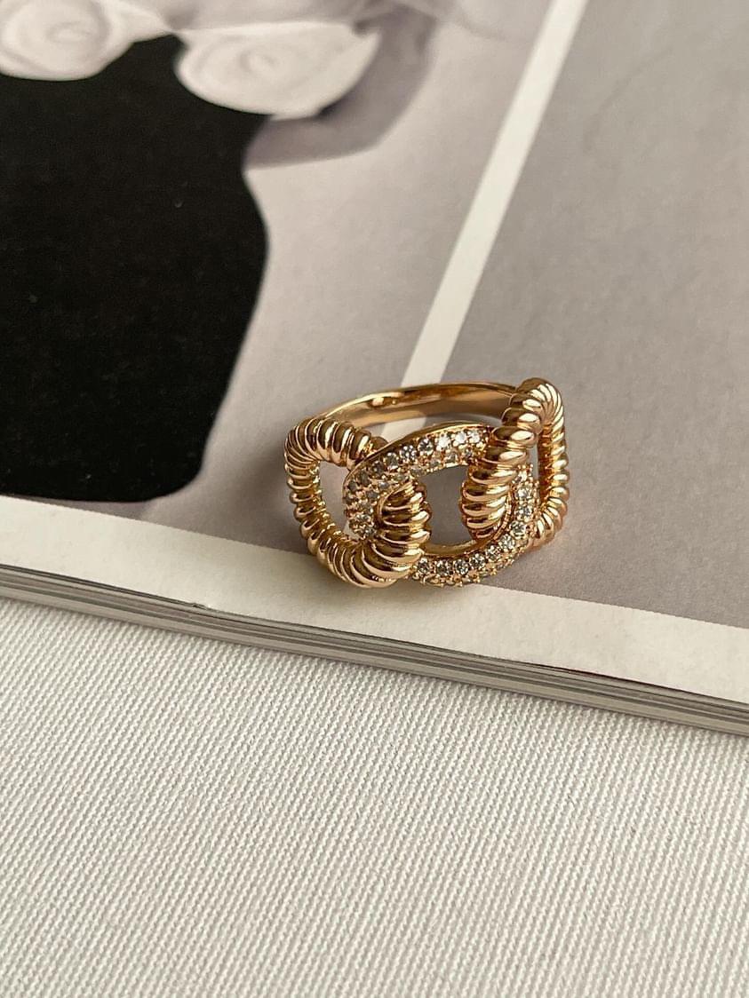 Xuping Gold Zincir Desen Numaralı Yüzük (17 Numara)