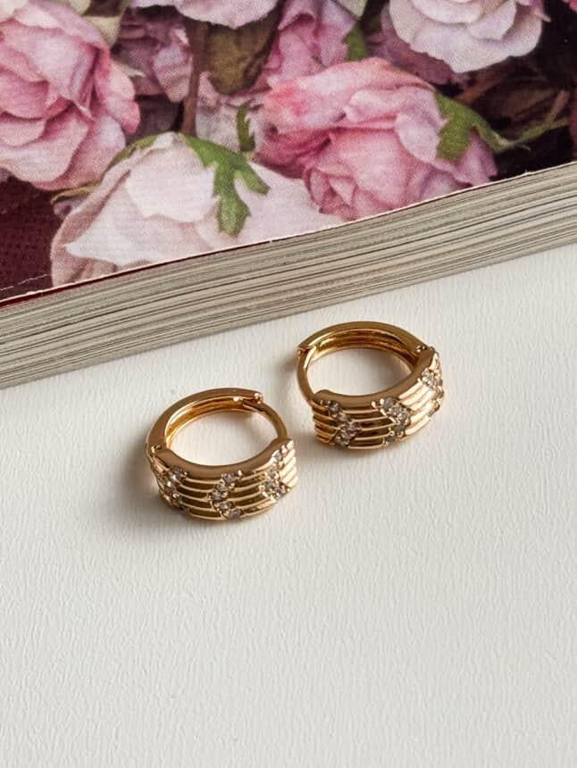 Xuping Gold Zirkon Taşlı Mini Küpe (1 Cm)