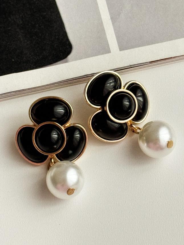 Zr Model Siyah İncili Çiçek Küpe (4 Cm)