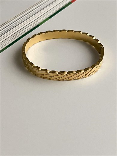 Çelik Burgu Kelepçe Bileklik (6.20 Cm)