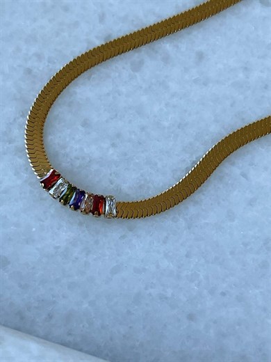 Çelik İtalyan Zincir Üzerine Renkli Baget Taşlı Kolye (45 Cm)