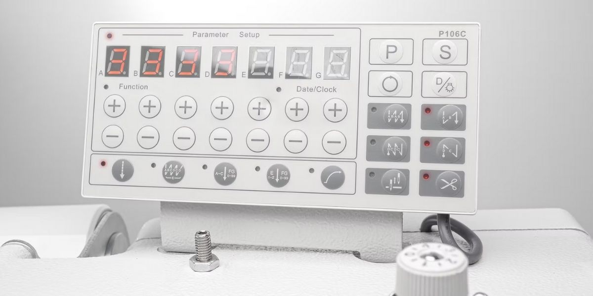 Typical GC-6760MD3-J elektronik kontrol paneli yakın görünüm