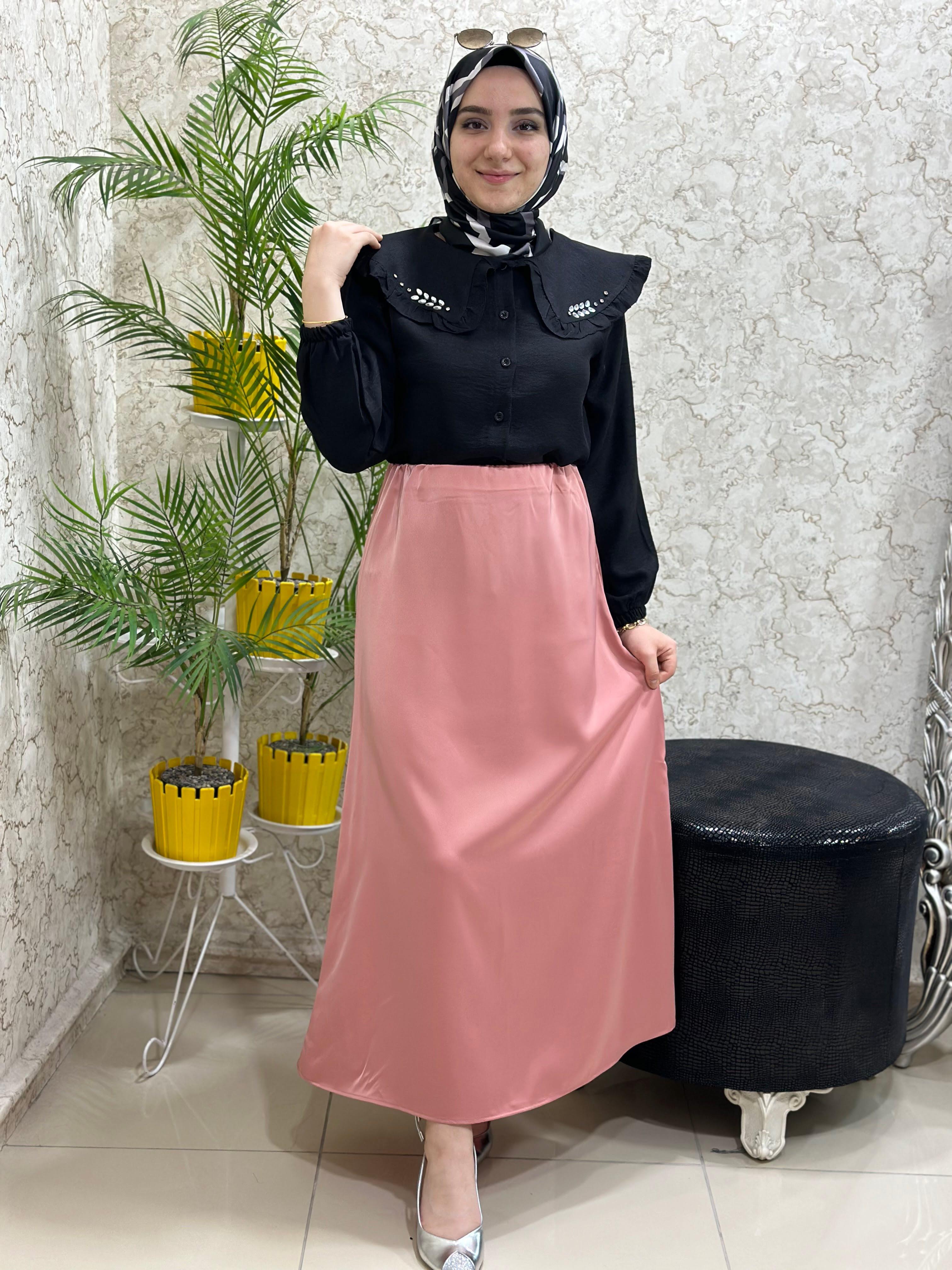 Güneş Kombin Yeni Sezon Saten Etek Pembe