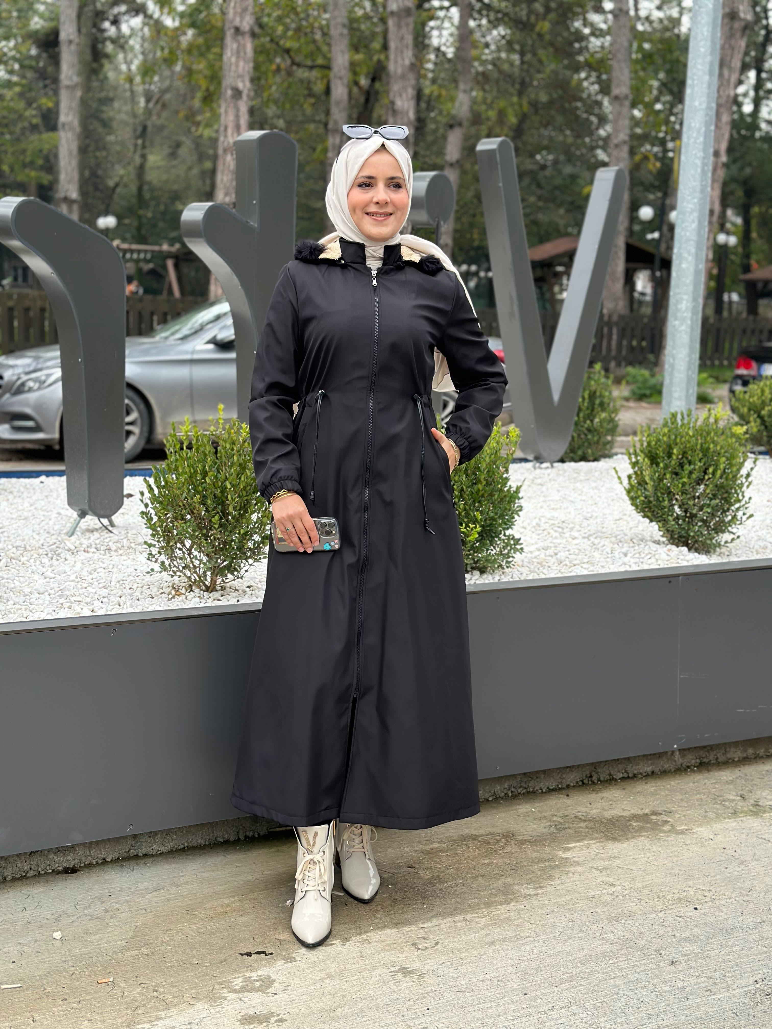Güneş Kombin İçi Pamuk Kürklü Kaban Siyah