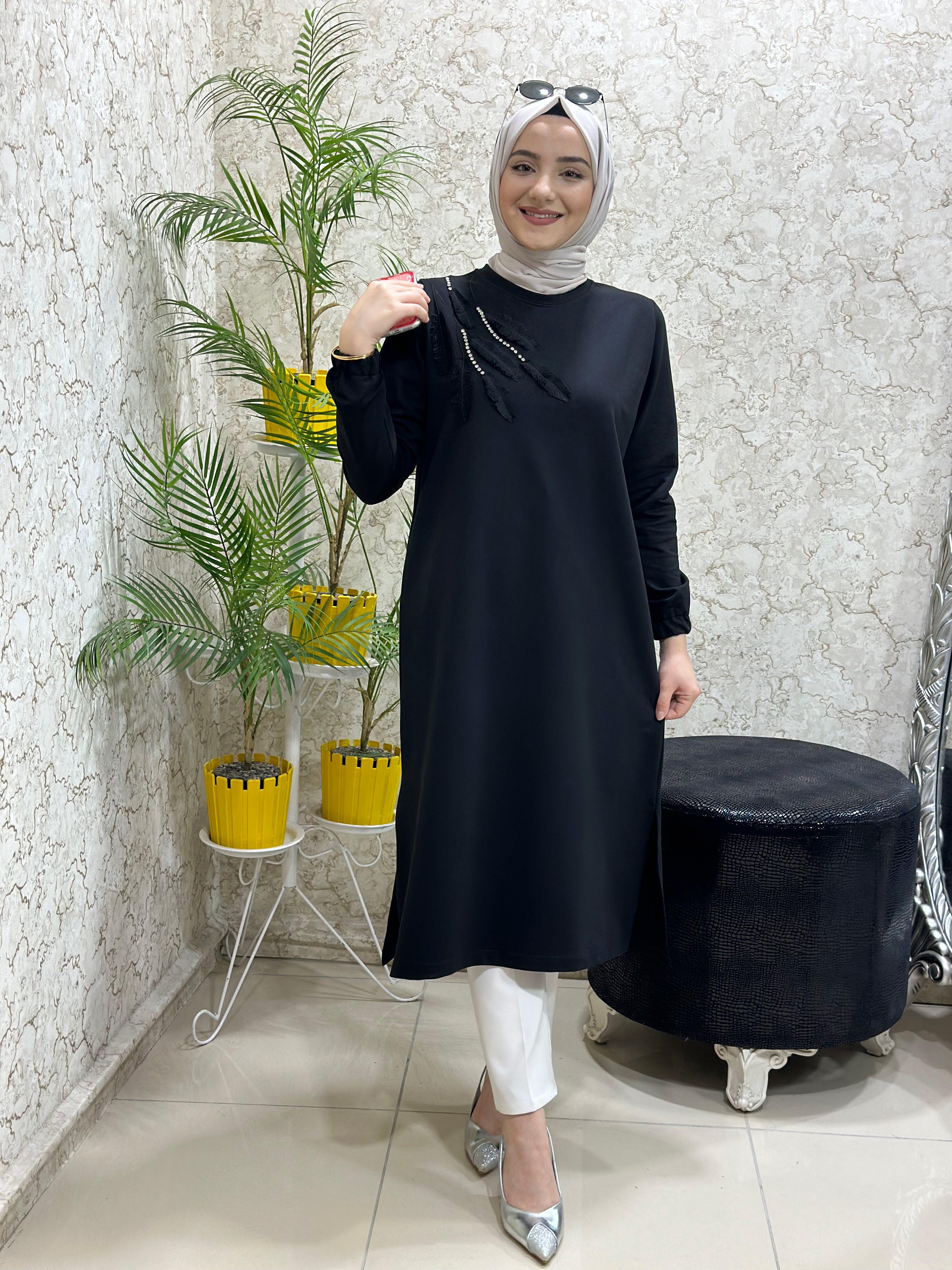 Güneş Kombin Yeni Tüylü Taşlı Uzun Tesettür Tunik Siyah