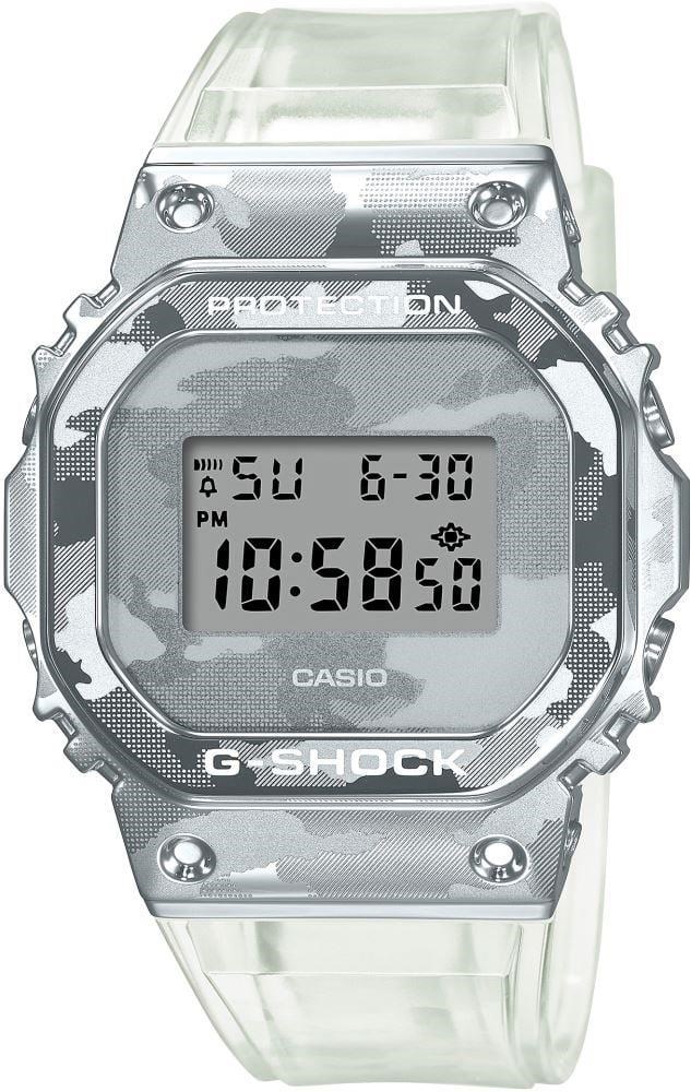Casio GM-5600SCM-1DR Erkek Kol Saati