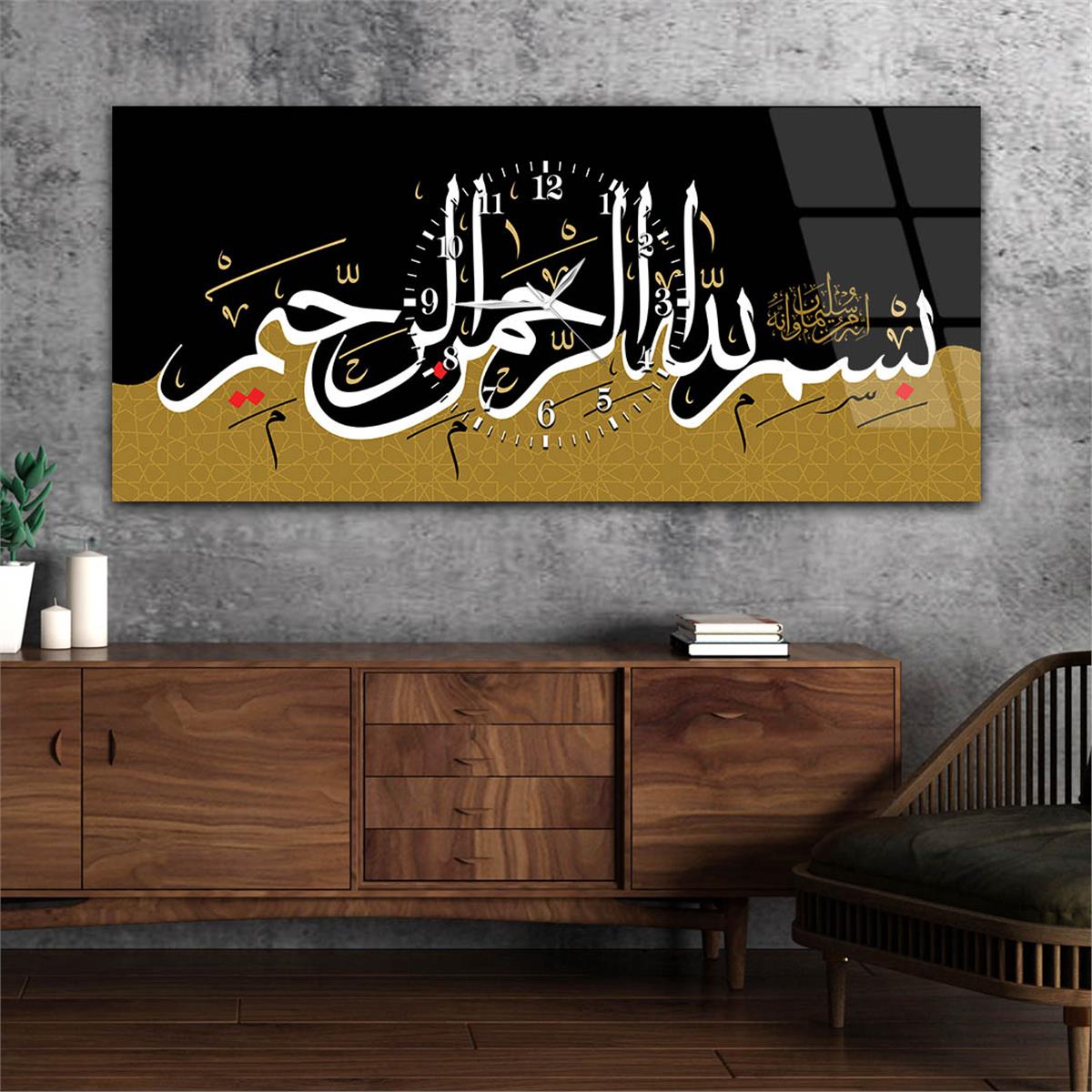 لوحة زجاجية أفقية ذات طابع ديني مع ساعة في الوسط 027