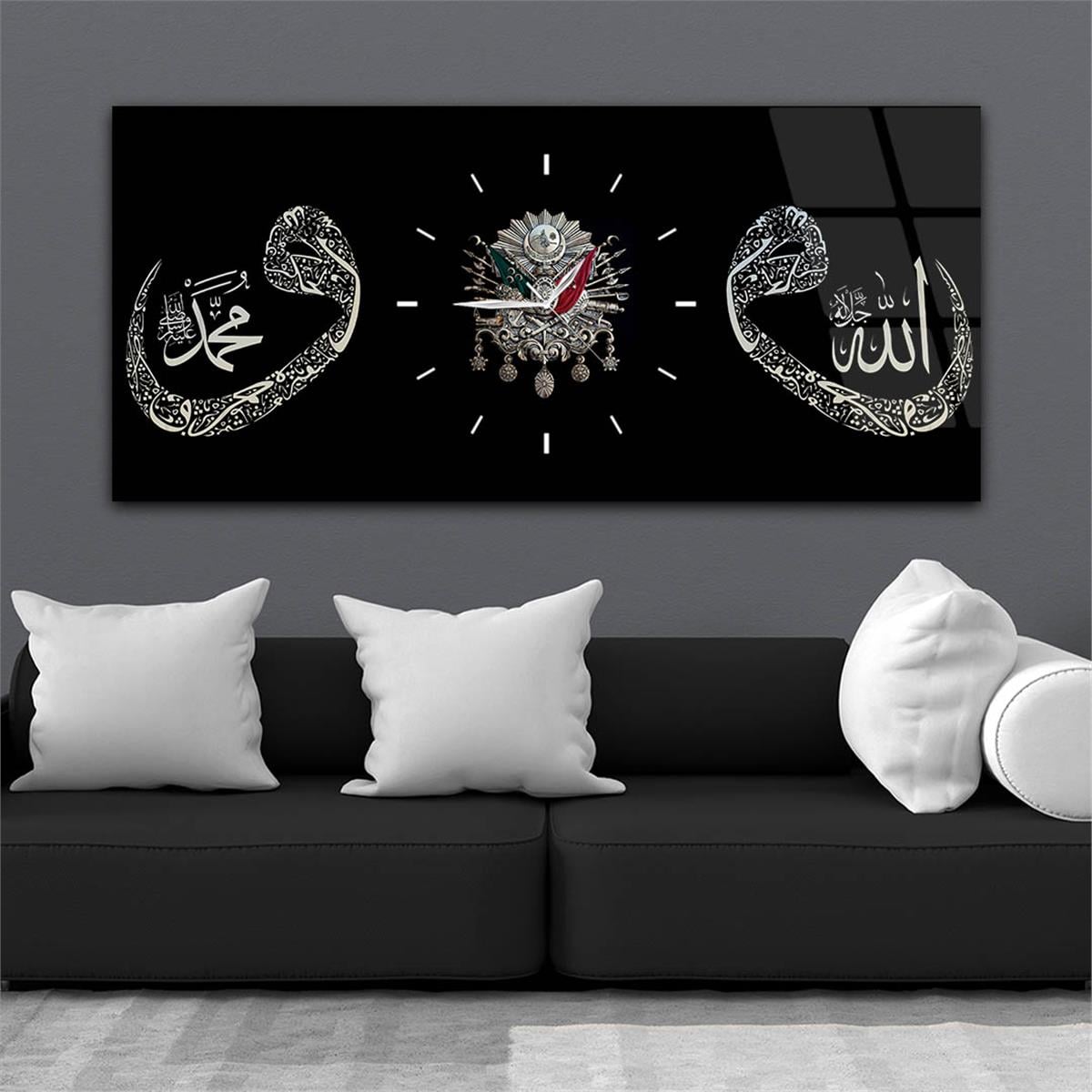 لوحة زجاجية أفقية ذات طابع ديني مع ساعة في الوسط 097