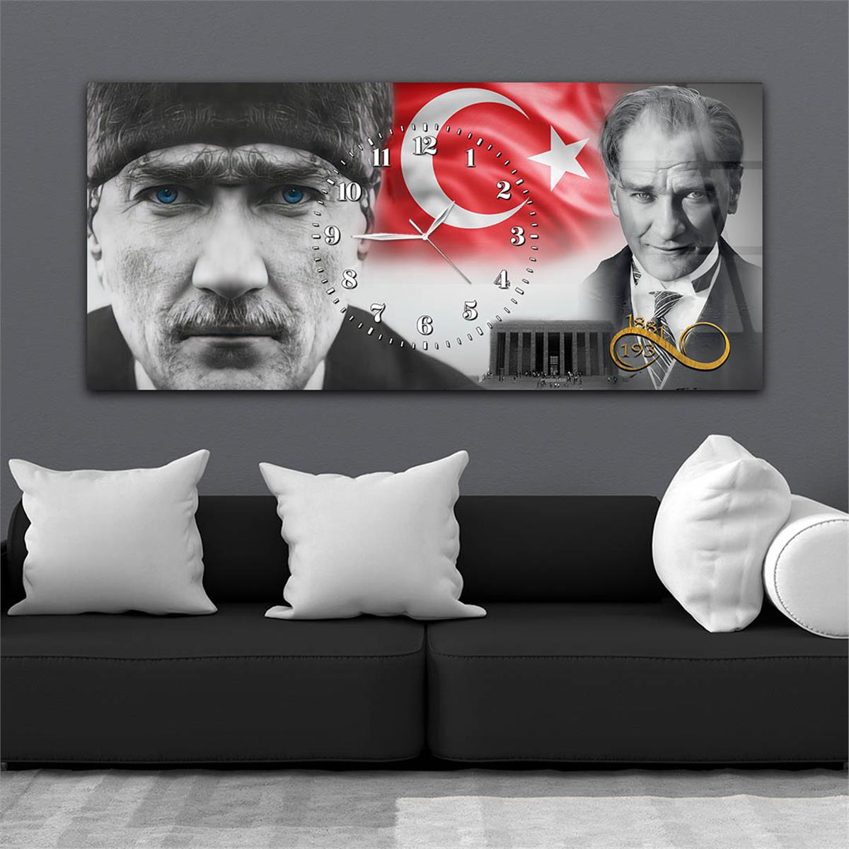 Yatay Saatli Ortadan Vatan Temalı Cam Tablo 155