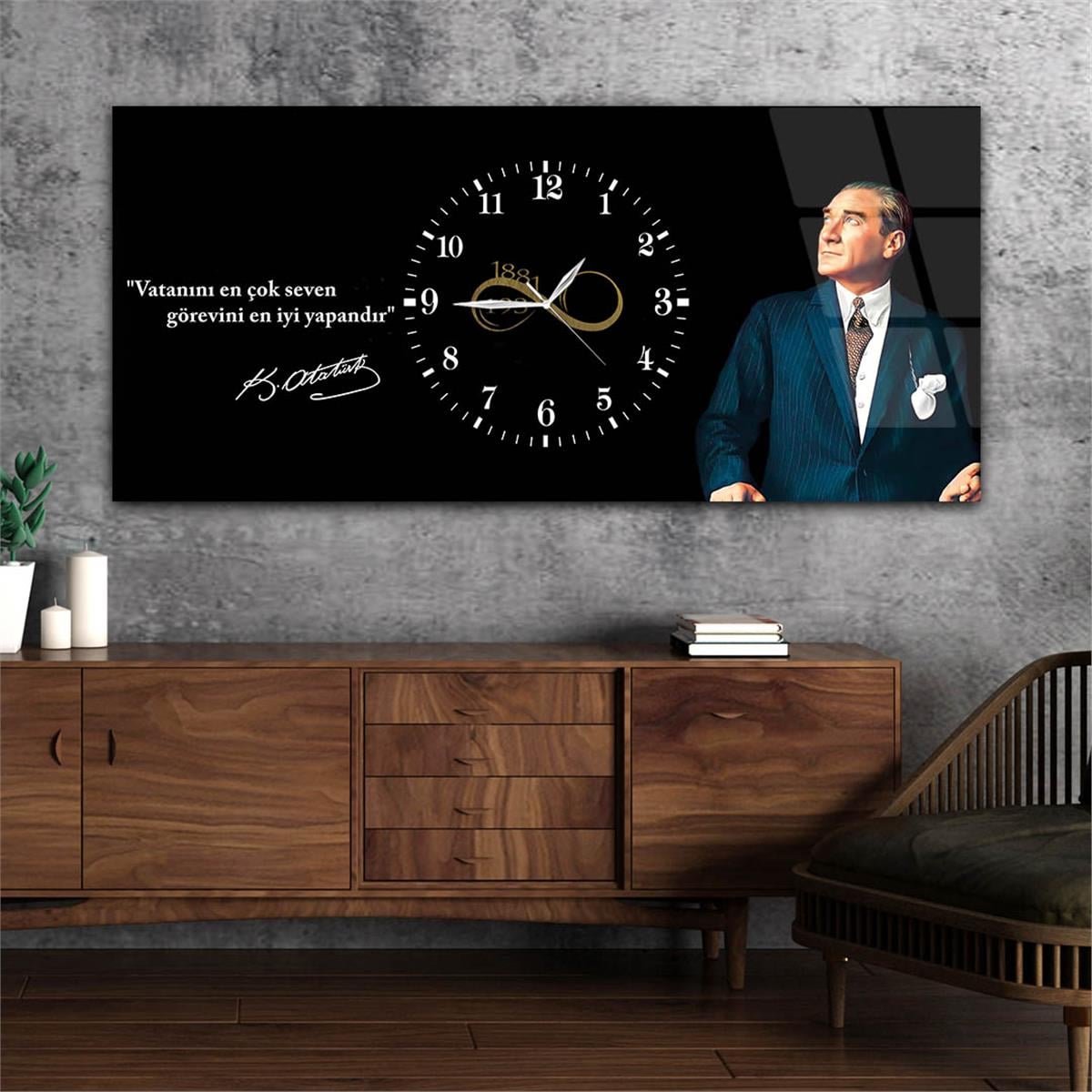 Yatay Saatli Ortadan Vatan Temalı Cam Tablo 126