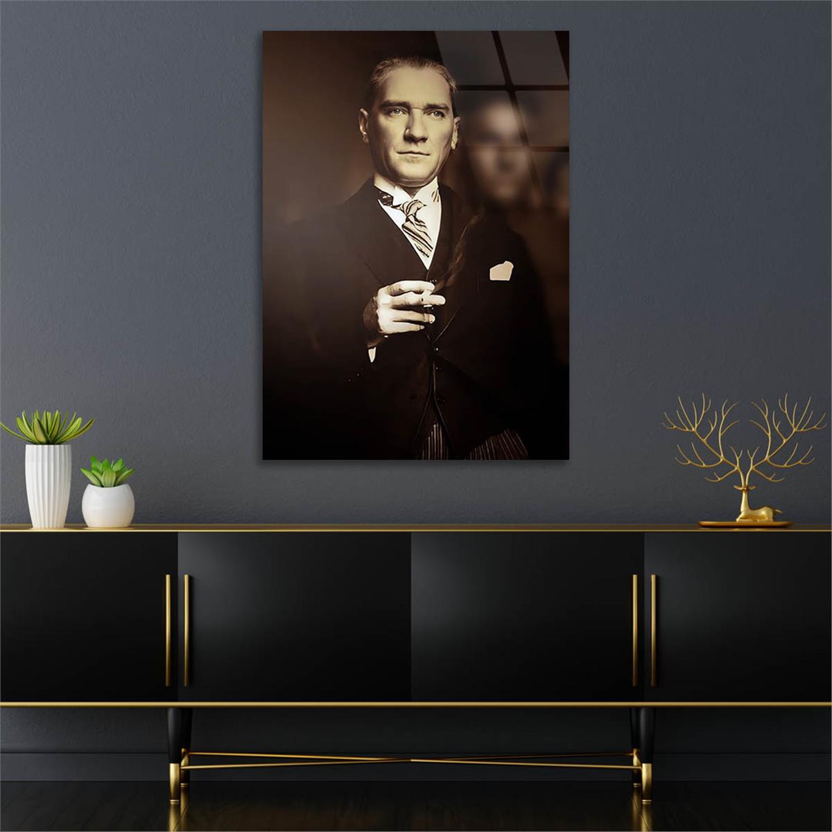 Dikey VatanTemalı Cam Tablo 270