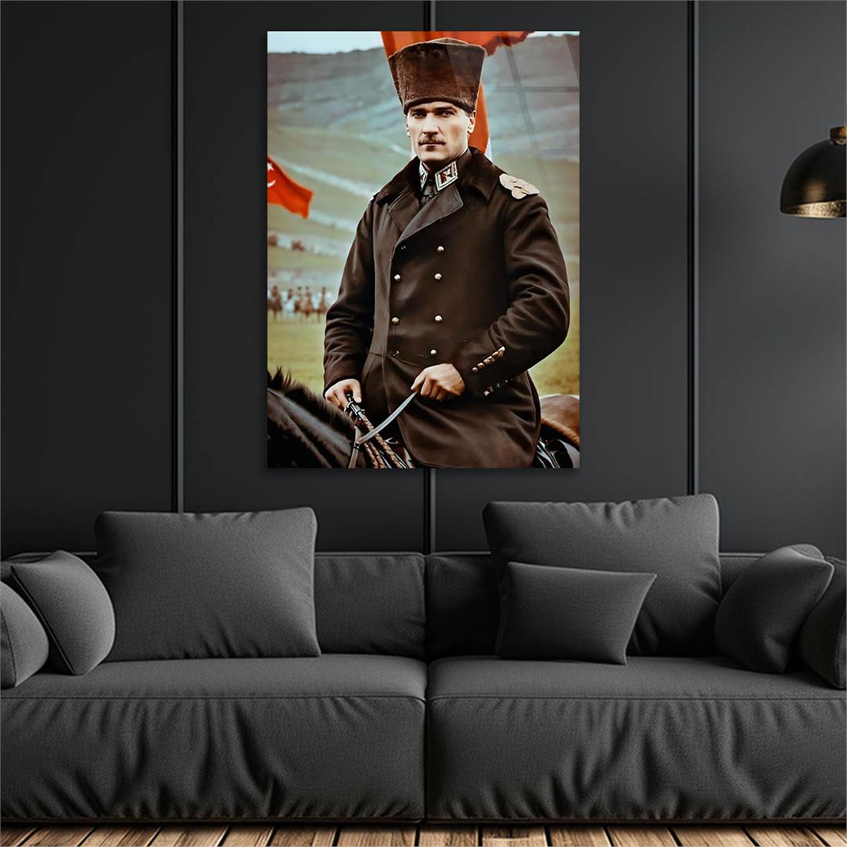 Dikey VatanTemalı Cam Tablo 250