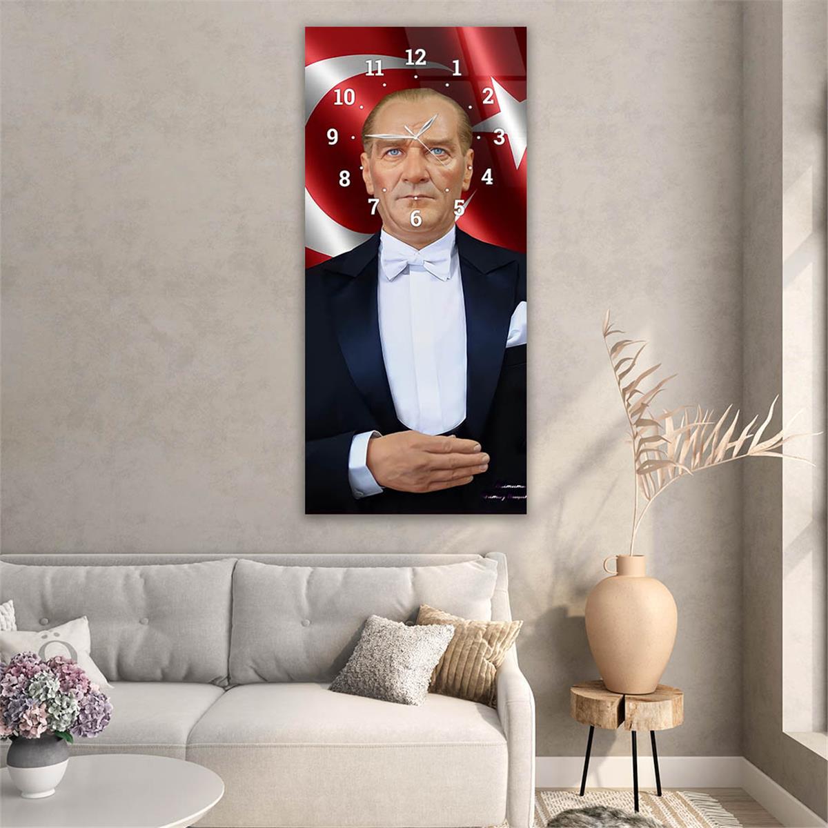 Dikey Üstten Saatli Vatan Temalı Cam Tablo 017